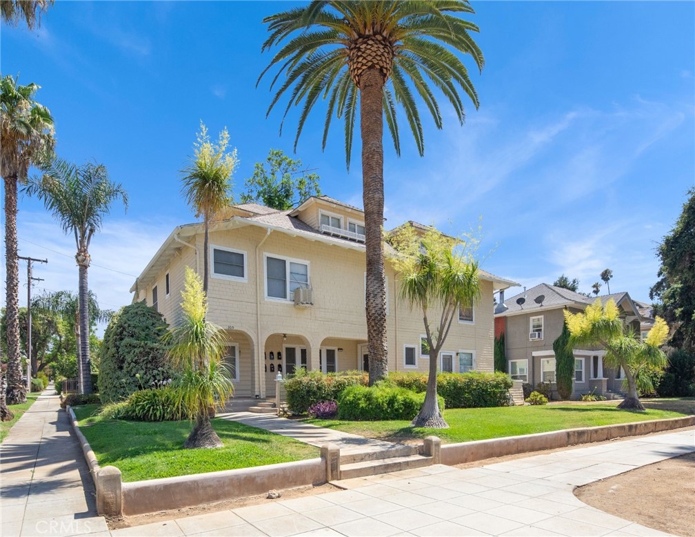 305 W Olive Avenue