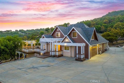 18321 Cerro Road Murrieta CA 92562