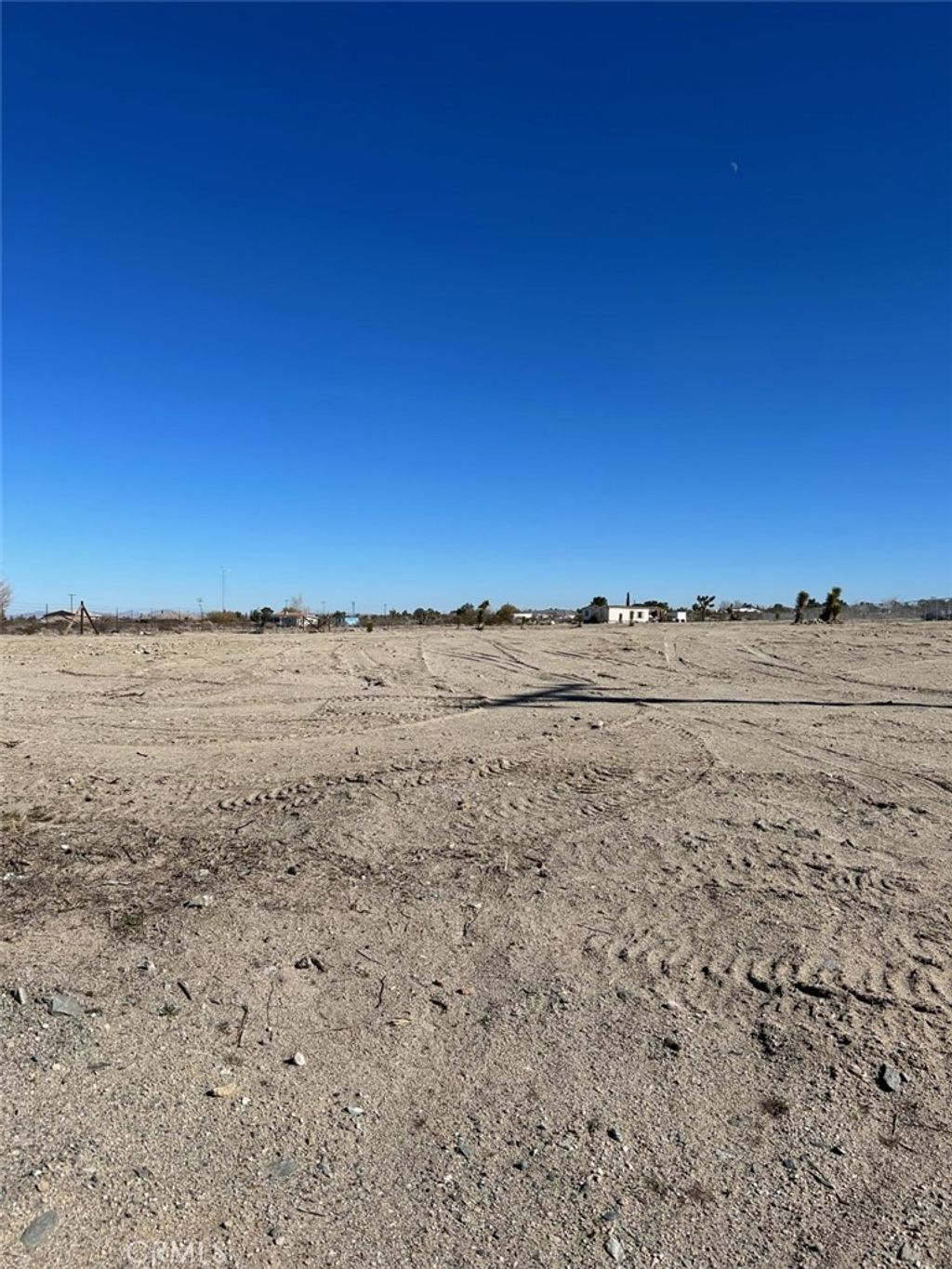 listing image 130726585091749940873
