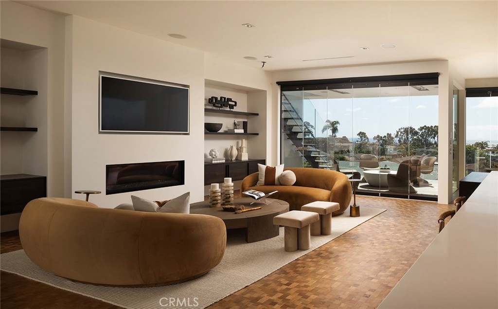 Corona Highlands (CORH) - Residential