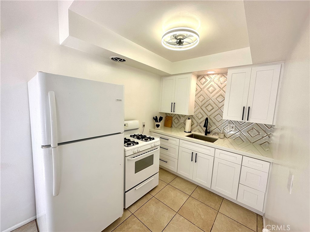 ,custom - Residential Lease