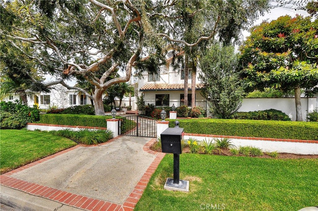 listing image 130725727322549498093