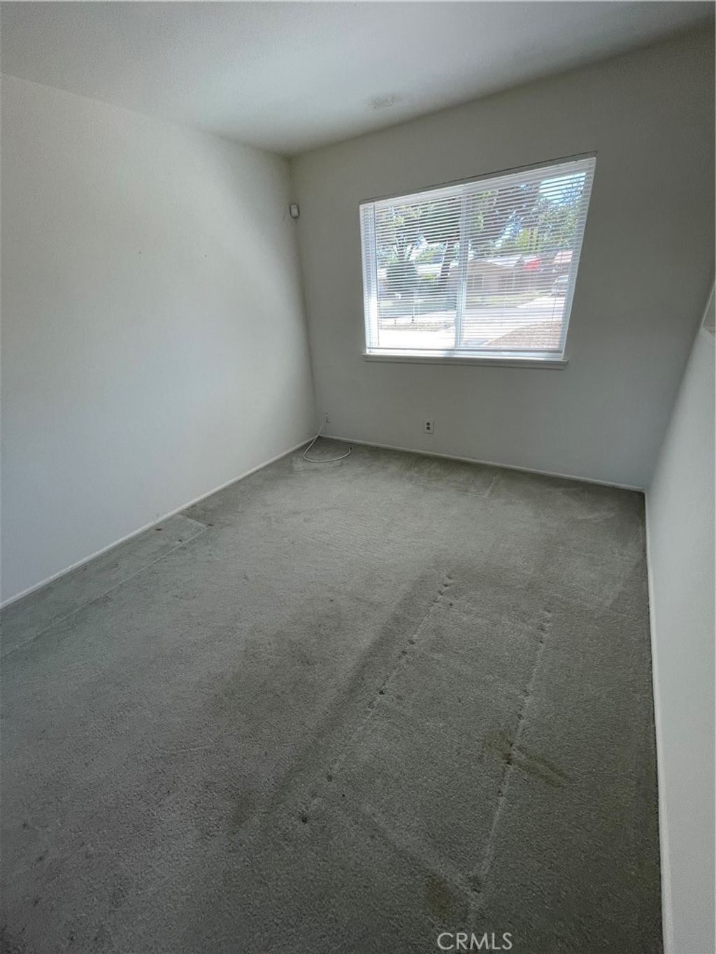 listing image 130720713461473015240