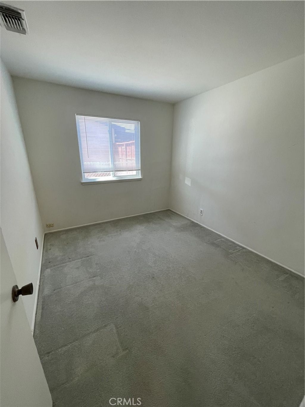 listing image 130728872152361297895