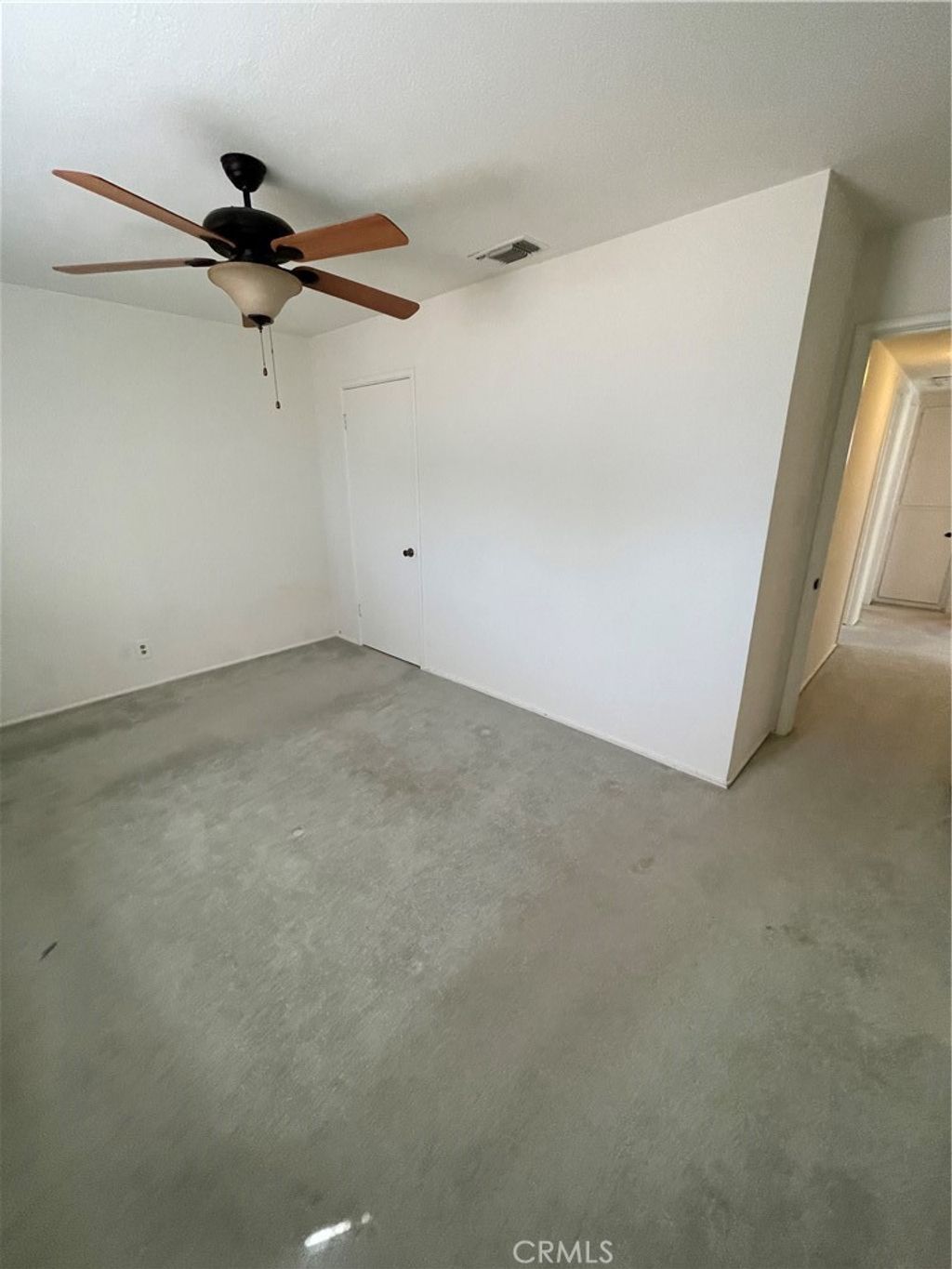 listing image 130727623933852138534