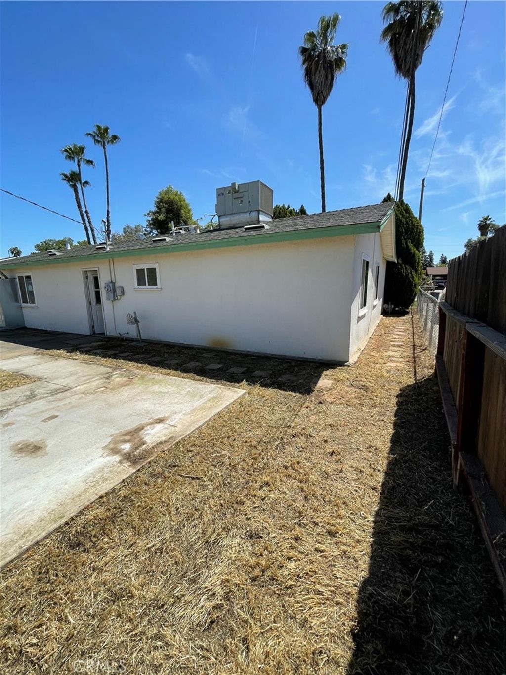 listing image 130725914919481553582