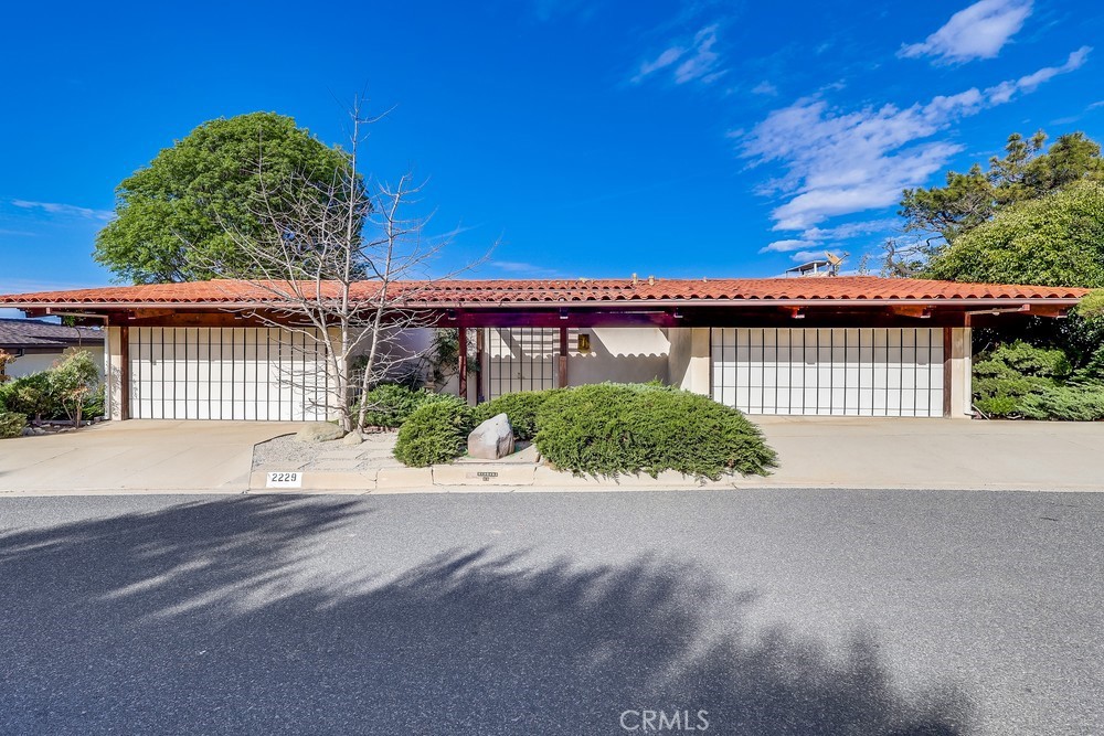 2229 Via Cerritos