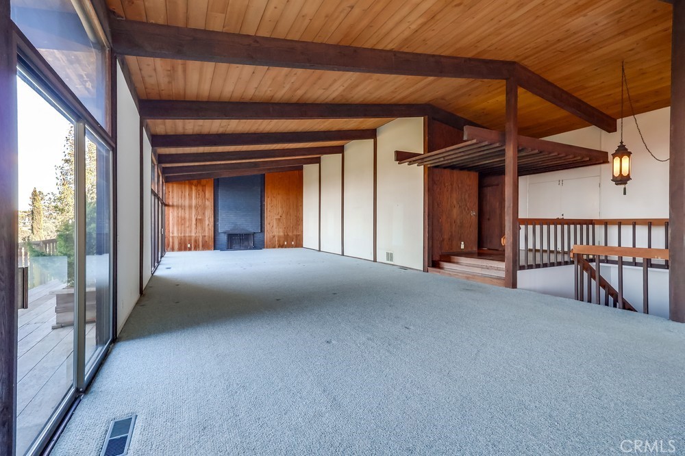 2229 Via Cerritos