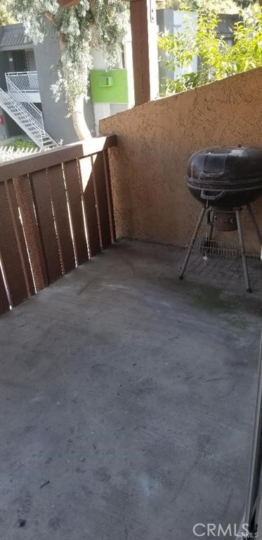 MacArthur Village (MAVL) - Residential Lease