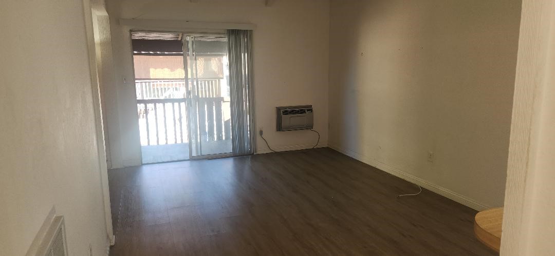 MacArthur Village (MAVL) - Residential Lease