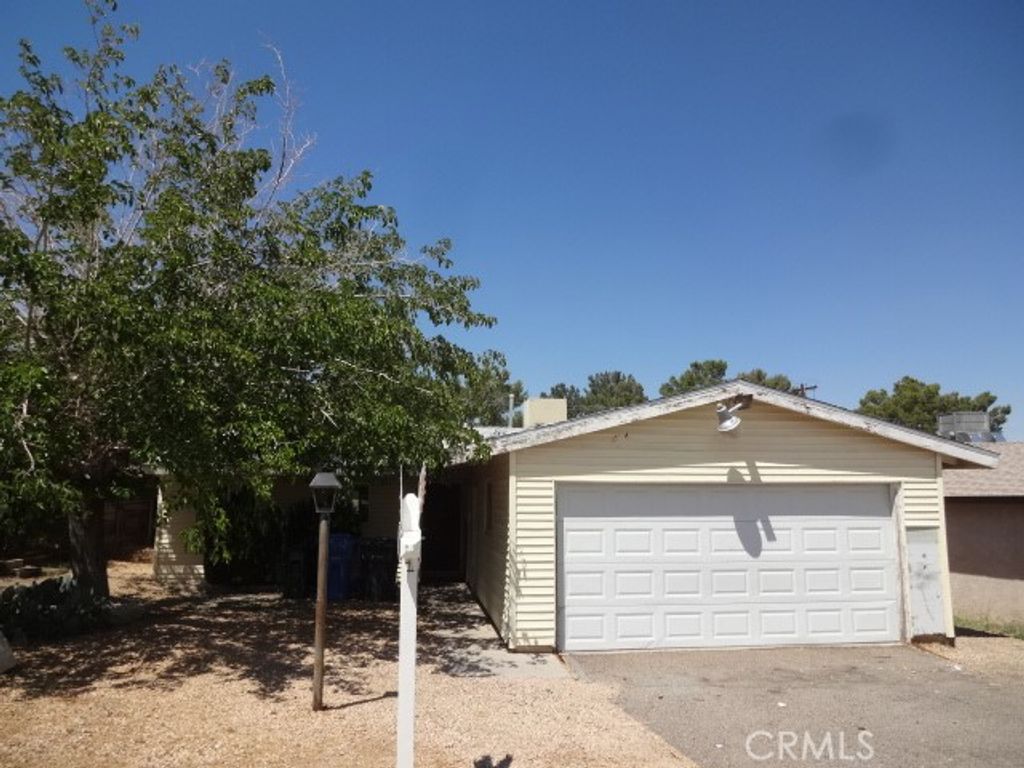 listing image 130722870851522173982