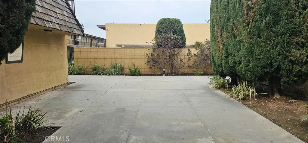 Long Beach, California 90805, United States, 2 Bedrooms Bedrooms, ,2 BathroomsBathrooms,Residential,Active,23542