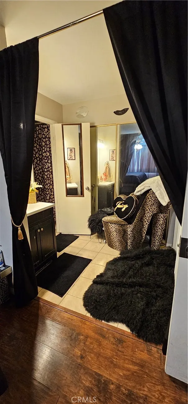 Long Beach, California 90805, United States, 2 Bedrooms Bedrooms, ,2 BathroomsBathrooms,Residential,Active,23542