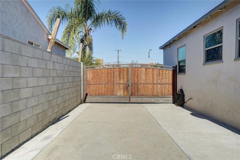 A home in Santa Fe Springs