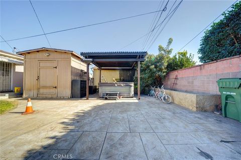 A home in Santa Fe Springs