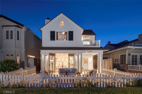 A home in Corona Del Mar