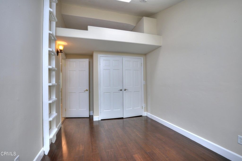 listing image 130728833410178685940