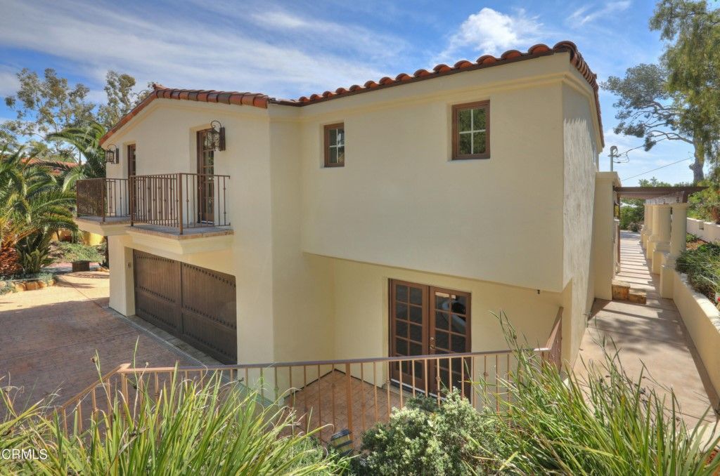 listing image 130725301245851498355