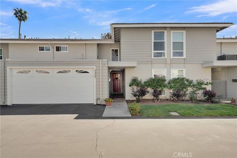 2422 Miseno Way Costa Mesa CA 92627