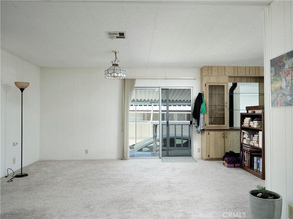 Photo 4 of 19 of 319 Sunrise Terrace Drive mobile home