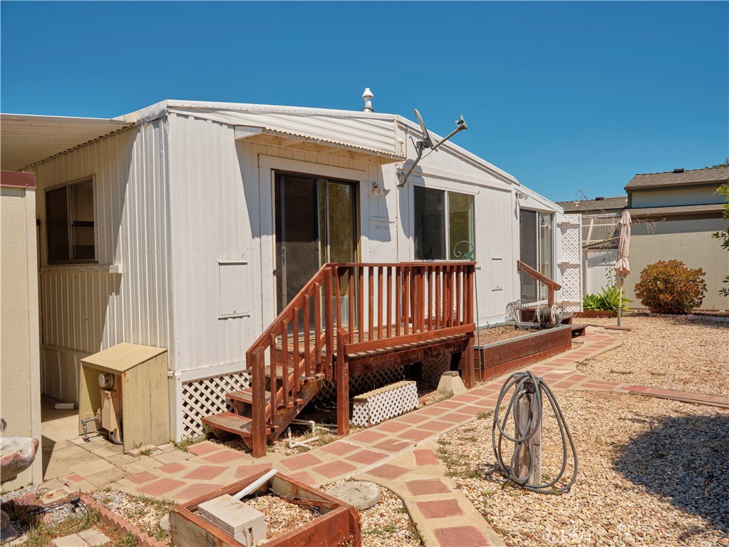 Photo 15 of 19 of 319 Sunrise Terrace Drive mobile home