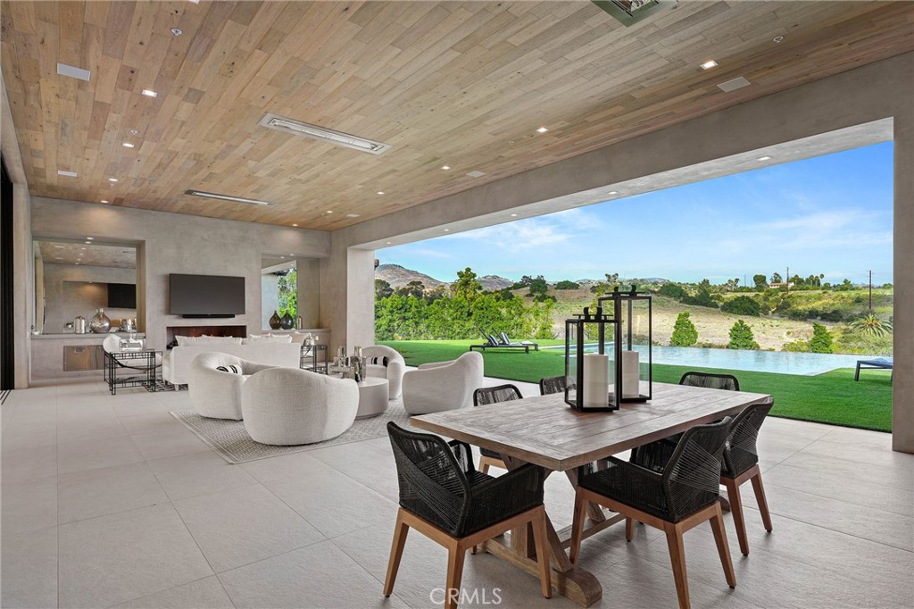 Rancho Santa Fe - Residential