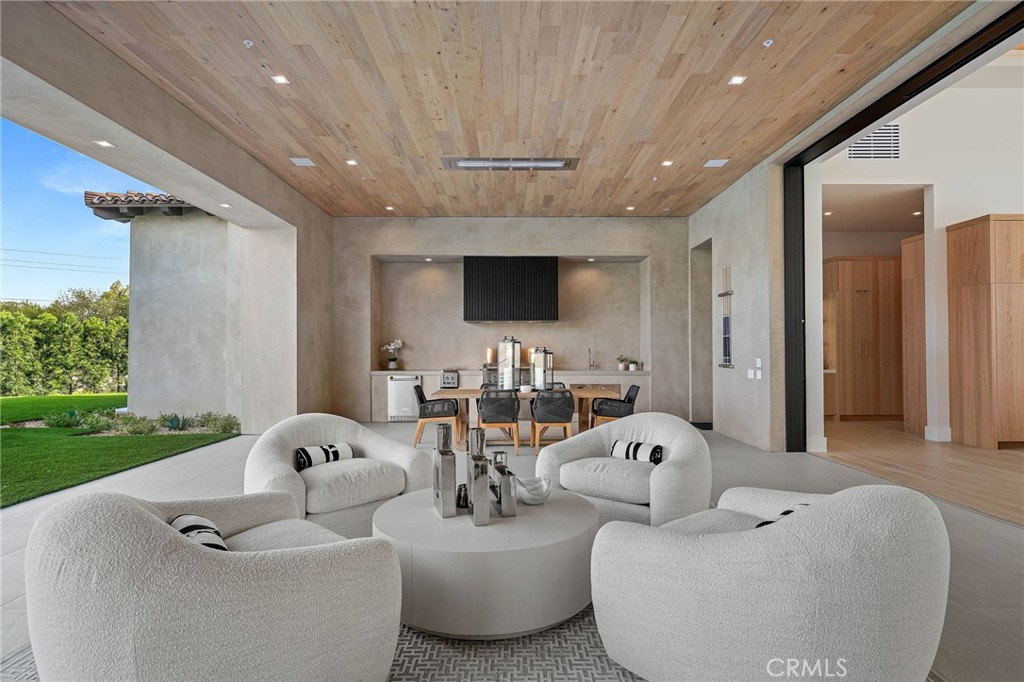 Rancho Santa Fe - Residential