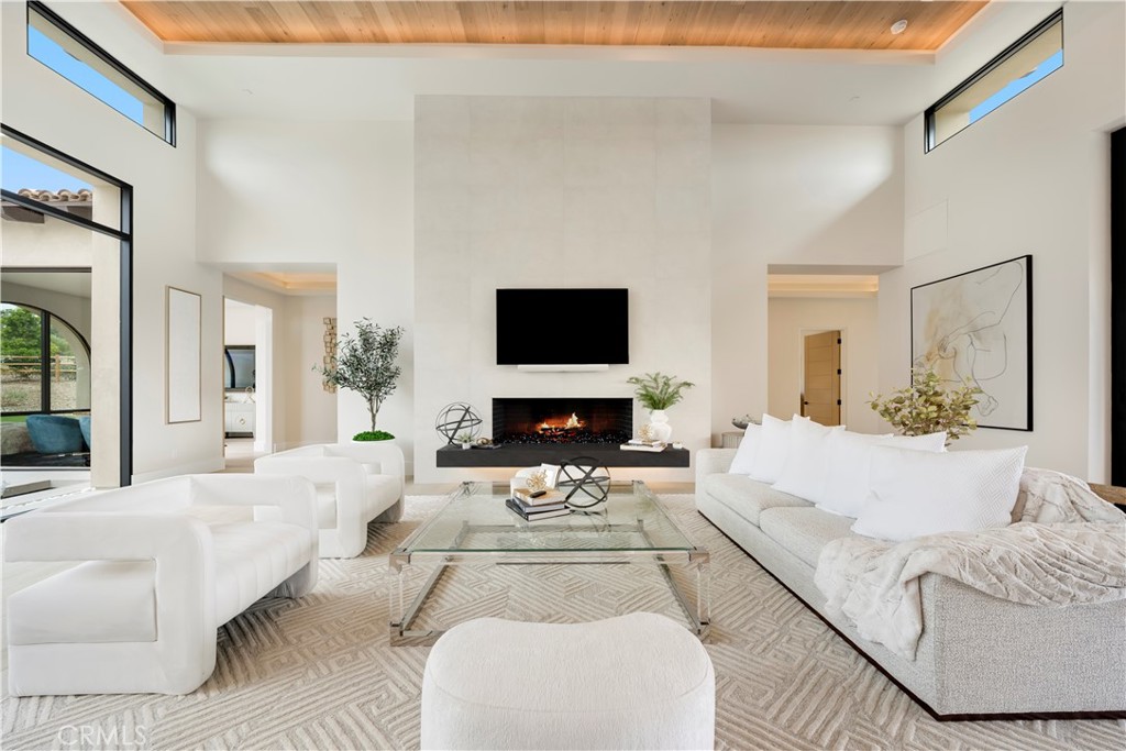 Rancho Santa Fe - Residential