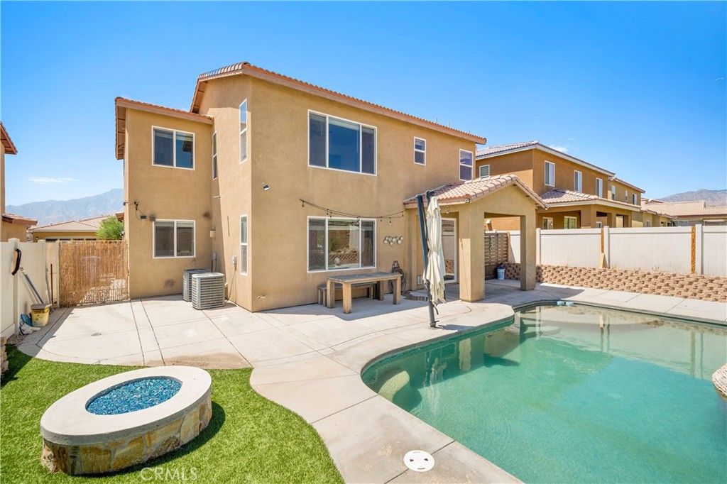 listing image 130726740984376042154