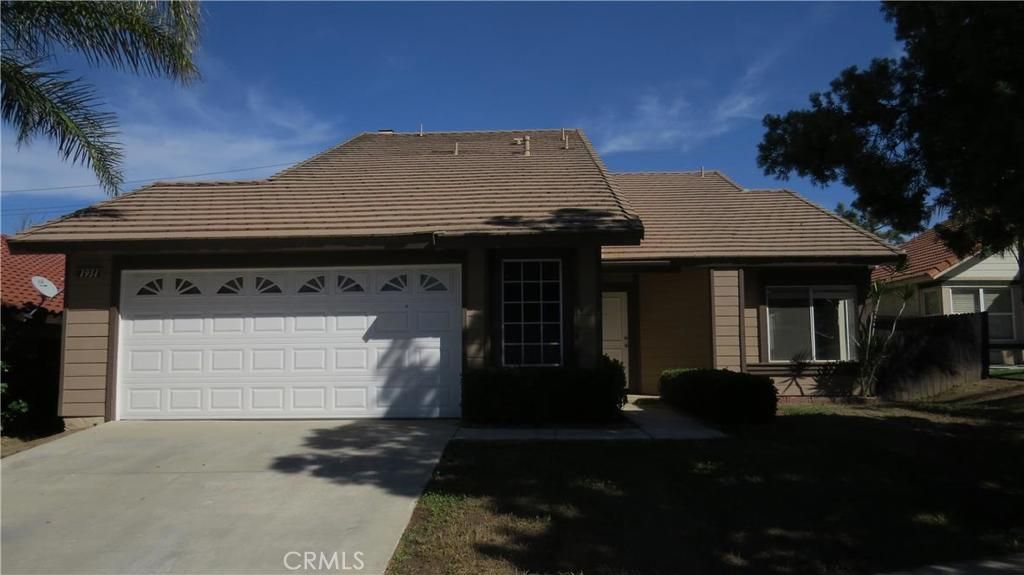 listing image 130721657215211480885