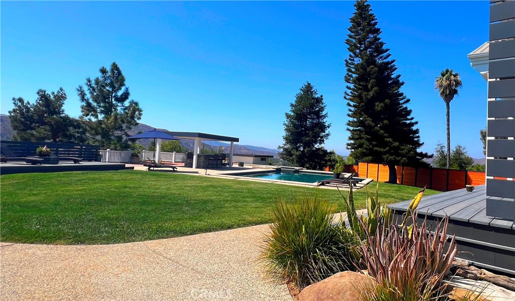 1184 Mellow Lane