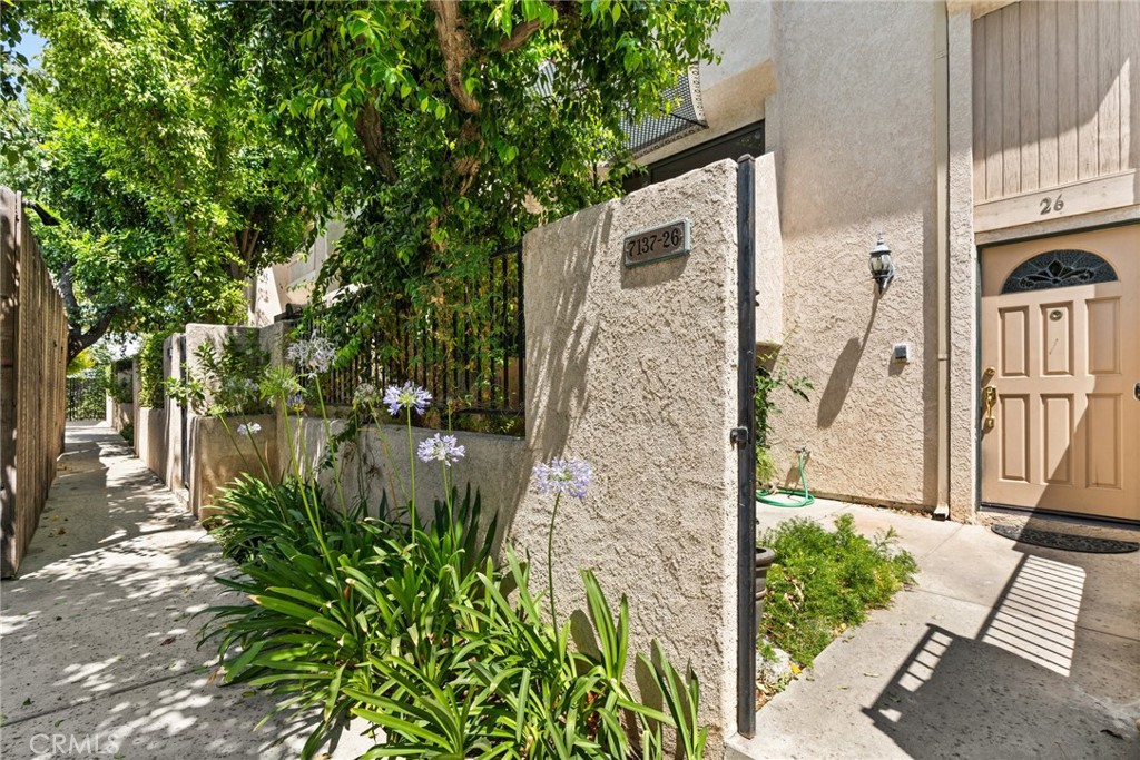 View West Hills, CA 91307 townhome