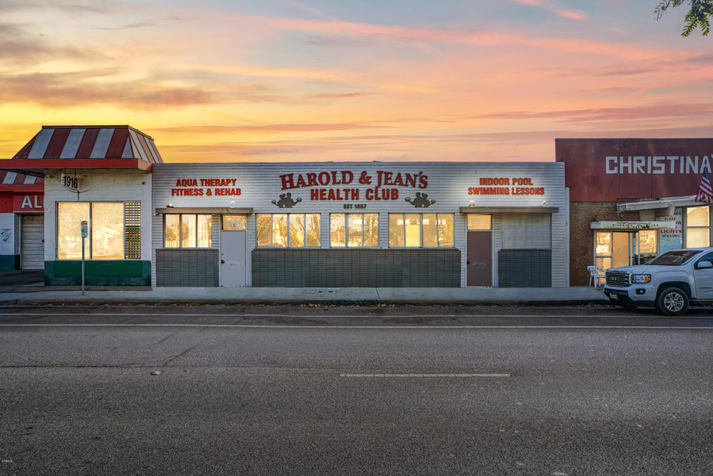Establish your business in this great space in the city of Oxnard located close to a mall, restaurants, shops, and parks. In the past, this building served as an indoor gym and sports facility adding value to an already spacious building. The building offers multiple restrooms, a shower area, an indoor swimming pool, and the possibility to convert it to 2 separate units! Additionally, this building just had a new roof installed covering all of 4,996 sq ft. The Spacious parking area in back with approximately 8-10 parking spaces will be ideal for all your clients. Location is key with close proximity to Oxnard Blvd and the Pacific Coast Highway 1. This opportunity won't disappoint, what are you waiting for!