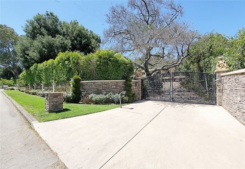 A home in Studio City