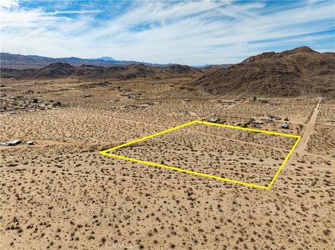 Photo of 0 Avenida Del Sol, Joshua Tree, CA 92252 (MLS # JT25032111)