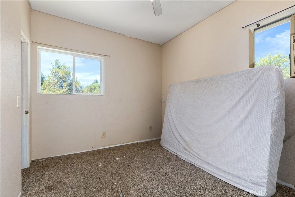 listing image 130723094258984454166