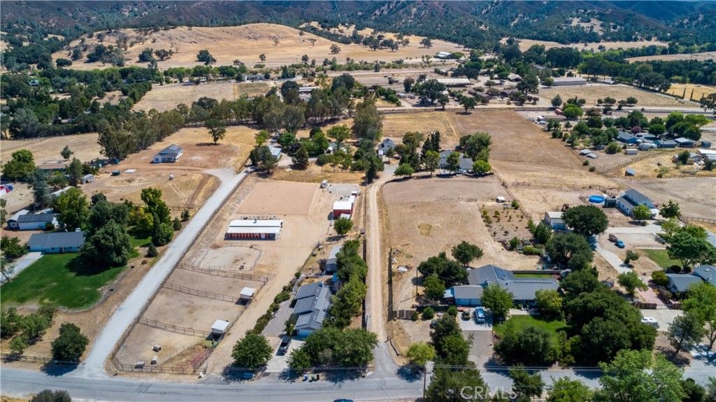 listing image 130728701235336385878