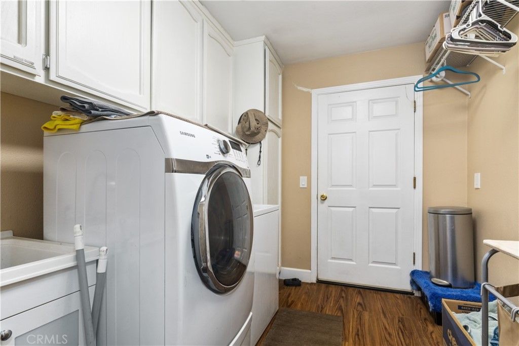 listing image 130722608671679401804