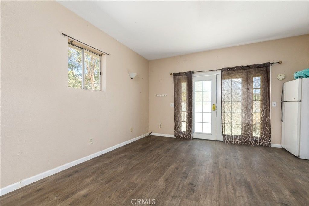 listing image 130721828420496840118