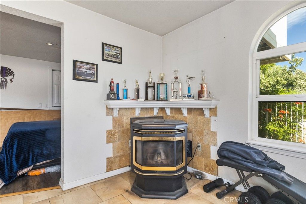 listing image 130725362742728043942