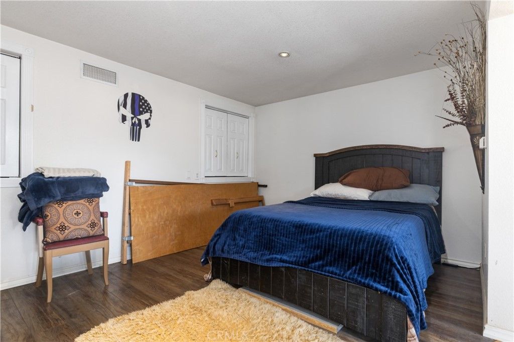 listing image 130726361439534925990