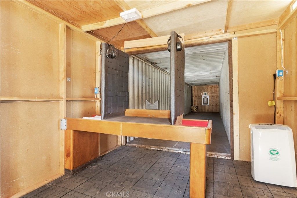 listing image 130726725869915930738