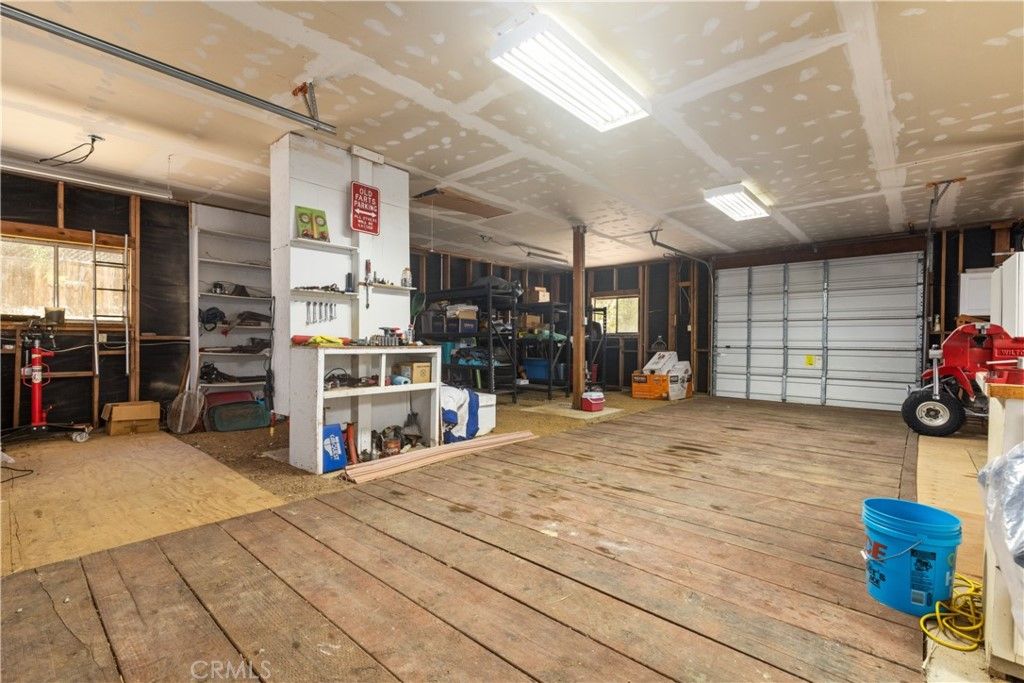 listing image 130722701915366894468
