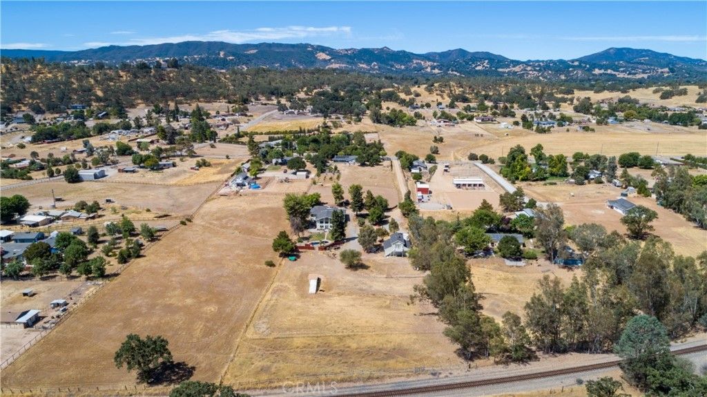 listing image 130728450674173244396
