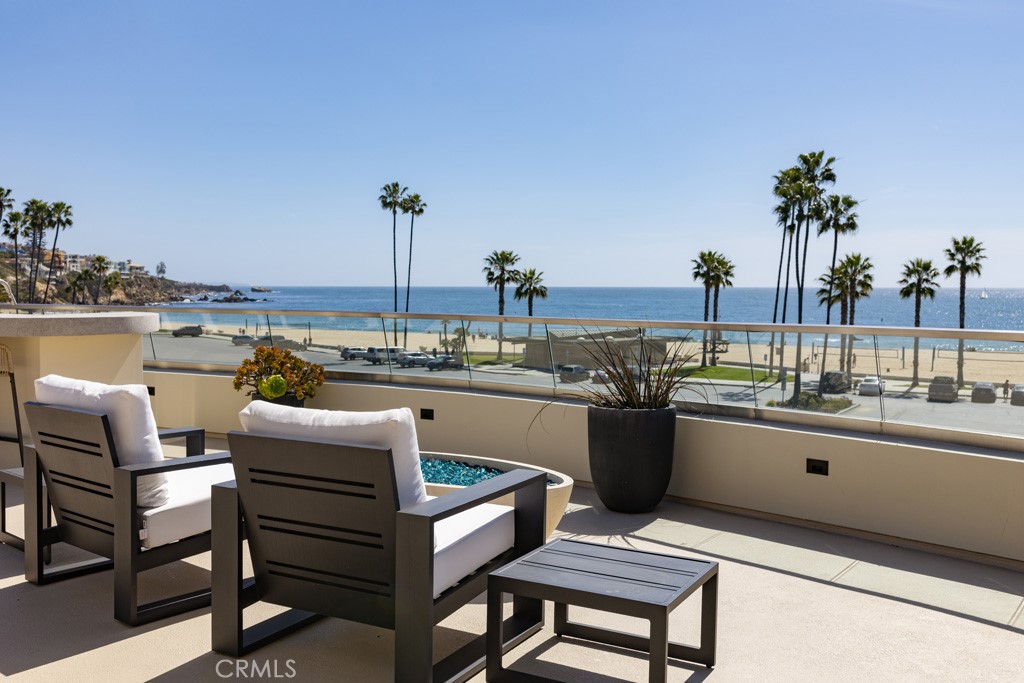 Corona del Mar South of PCH (CDMS) - Residential