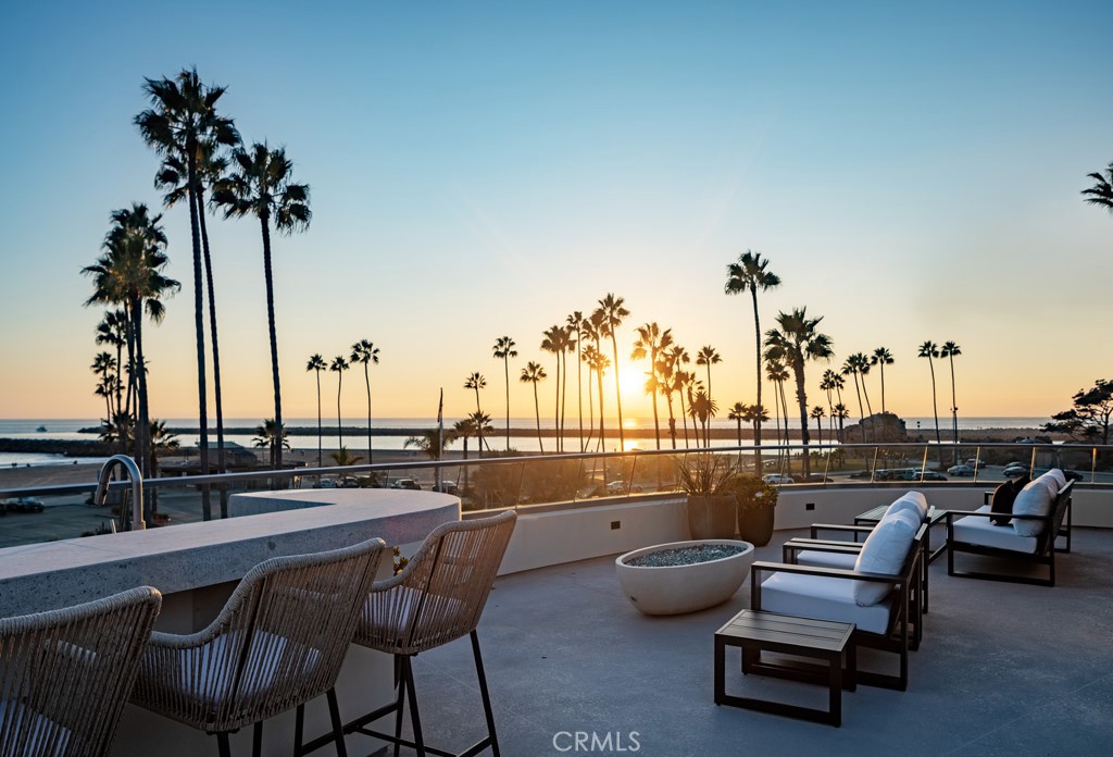 Corona del Mar South of PCH (CDMS) - Residential