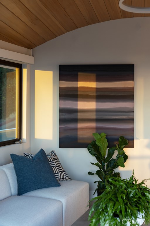 Corona del Mar South of PCH (CDMS) - Residential