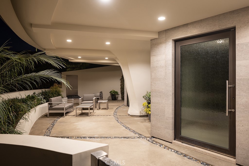 Corona del Mar South of PCH (CDMS) - Residential