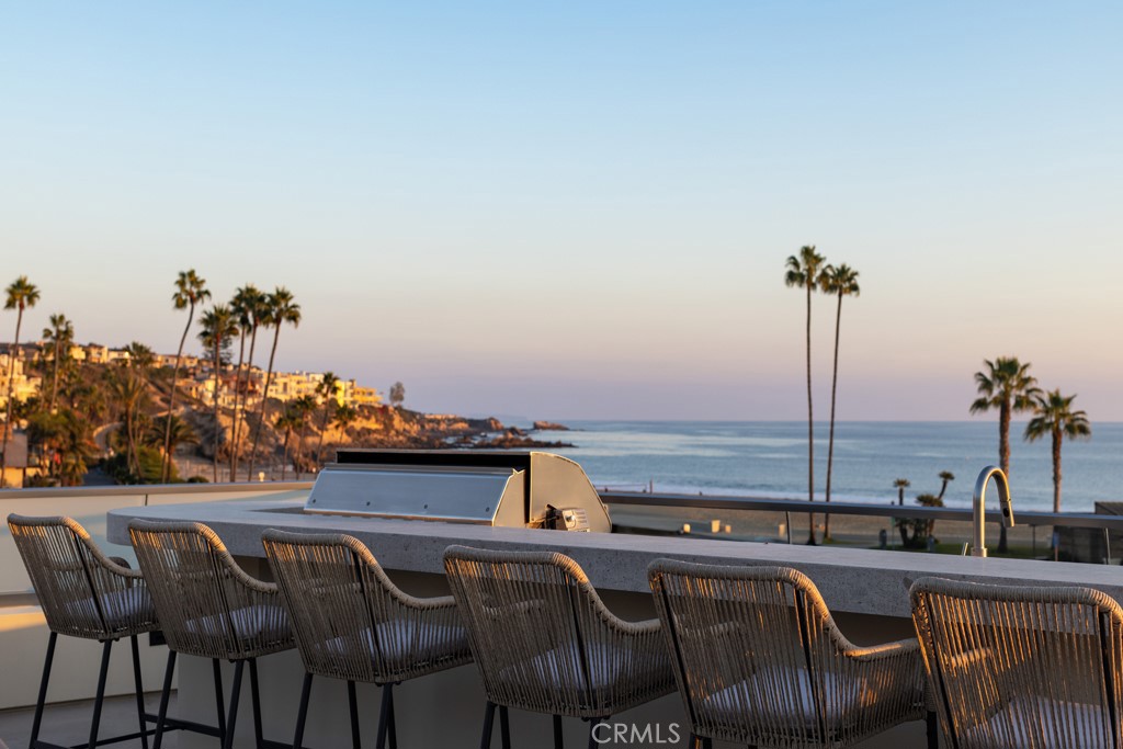 Corona del Mar South of PCH (CDMS) - Residential