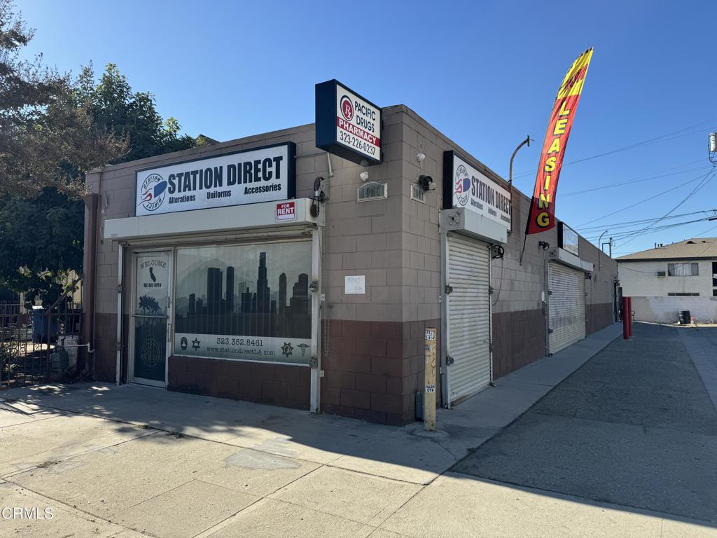 Excellent Location right across from USC medical center, L A county hospital great for medical related services or retail store business.
